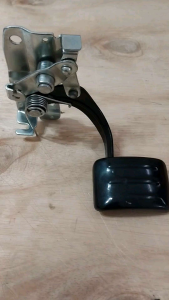Pedal Gas Assy Suzuki Futura Sl 41