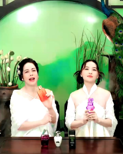 [ 10ml ] Nước hoa Pháp Laura Paris Nhật Kim Anh lưu hương lâu ( 9 mùi hương nam & nữ)