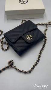 กระเป๋าสะพายข้าง กระเป๋าสะพายผู้หญิงใบสั้นขนาด 5นิ้วใบเล็กน่ารักมีซองใส่บัตรมีช่องซิปใช้งานอุปกรณ์ครบพร้อมกล่อง