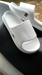 sandal selop pria terbaru sandal Selop slip on casual  ringan