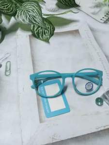 👶แว่นกรองแสงเด็ก👧 สำหรับอายุ 3-10 ปี ช่วยปกป้องถนอมสายตาเด็ก เเว่นตาเด็ก เเว่นถนอมสายตา แว่นตากรองแสงสีฟ้า#WW