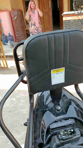 Sandaran Belakang Motor Vario 160 & Spasi Anti Getar