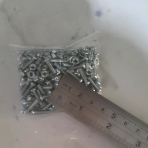 baut dan mur 6/m3x1.2cm obeng isi 100set