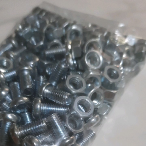 Panduan Penggunaan Baut Mur 8 cm & Obeng