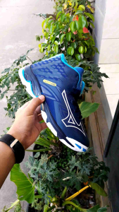 Sepatu Olahraga MZN: Pilihan Terbaik untuk Aktivitas Volly