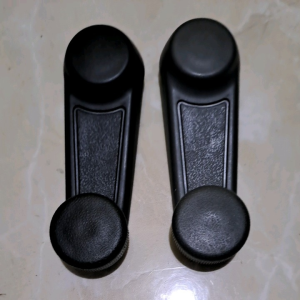 Putaran Kaca Gran Max/Luxio Abu-abu dan Hitam Harga Satuan