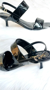 Giày nữ SK 103. Cao 5 phân.êm chân dễ mang. bảo hành 1 năm