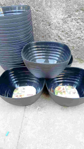 Mangkok Ramen Plastik Hitam Segi Uli: Varian 12 Pcs & 7 Inci