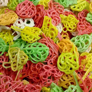 1KG.KERUPUK MENTAH KERUPUK MAWAR WARNA