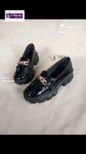 deAlassuku - Sepatu Wanita Docmart Rante