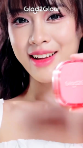 TERBARU 100% ORI]Glad2Glow Cushion Foundation 6 Shades | Semi-Matte Full Coverage | BB CC Cream & Concealer | Waterproof Anti-Pudar Tahan 8 Jam | Cocok untuk Semua Kulit | Vit C & Mixberry high cover glad2glow