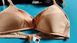 AVON BRA NON WIRE SOFT CUP BRA SALE BUY 2 TAKE 1( SID ELI WYN ISSA)