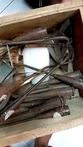 Cangkul potong rumput cangkul potong rantai tanam pokok tanam clear apa cleaning Tools