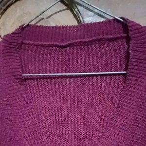 Rajut Merah Maroon: Ukuran & Bentuk Fleksibel