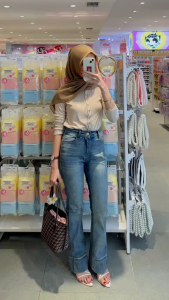 Lorenzo - Jennie Highwaist Cutbray Jeans Lipat Besar wanita - Celana Panjang Flare Jeans Retro Vintage Stretch