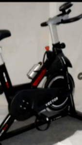 Vector Spinning Bike 001A 10kg Flywheel Black Red
