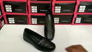 Sepatu Kerja Flat Wanita Kulit
