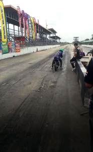 กล่องไฟ E7  Phi Racing ตัวท็อป ใส่  Dash LS KR