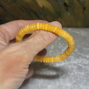 7.9mm Premium Butterscotch Amber donut shape beads bracelet [Natural Crystal] 天然蜜腊算盘珠平安扣手链