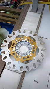 DISC BRAKE PIRINGAN CAKRAM 300MM LUBANG 6 HONDA TIGER OLD MEGAPRO MONO VERZA CB150R OLD SET BRACKET BREKET DAN PLENDES MEGAPRO OLD TIGER LAMA TILAS GL PRO MAX LOKAL BAUT L STAINLESS STENLIS PNP MEGAPRO OLD TIGER LAMA TILAS GL PRO GL MAX