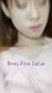 Bros Tali Pita Coquette Untai Panjang Satin Silky Korean Brooch Pin Bow Ribbon Korea Stylish Peniti Tusuk Pin Long