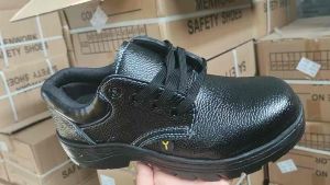 Safety Shoes Steel Toe Cap Safety Boots Safety Shoes Men Kasut Kelelamatan Anti Smash Anti Slip Anti Puncture PU Leather