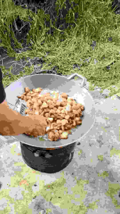 น้ำมันหมูเจียวสวนธรรมทำ แพ็ค2ลิตร/4ขวด/1ออเดอร์ เจียวสดใหม่ทุกวันครับ