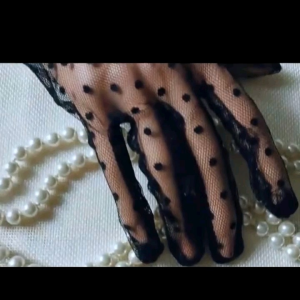 Transparentes Dot Print Black White Mesh Tulle GloveSpring Summer Thin Short Glove