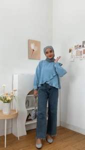 Anaya Blouse Crinkle Shiny Atasan Wanita Ruffle Lengan Panjang Kekinian