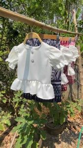 ชุดไทยเด็ก ผู้หญิง ลายลิซ่า ชุดไทยเด็กผู้หญิง