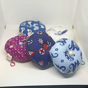 หมอนปักเข็มทรงกลมตกแต่งกระดุมอุปกรณ์ตัดเย็บผ้า