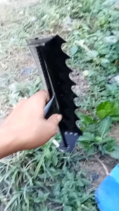 Cangkul Gulma Multifungsi: Solusi Efektif untuk Pembersihan Taman & Kebun