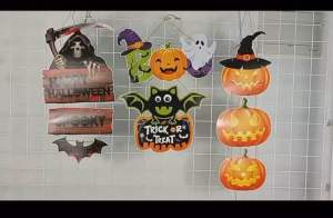 Gantungan Banner Halloween: Aksesoris Dekorasi yang Menyeramkan