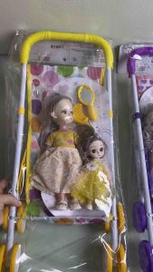 Đồ chơi xe đẩy đồ chơi búp bê tặng kèm 2 búp bê lớn nhỏ và phụ kiện trang điểm