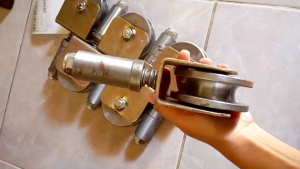 Roda Sliding Anti Anjlok Besi Super Mantap 6cm, 7cm & 8cm | Roda Pagar Minimalis