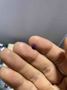 07591-MỘT VIÊN THẠCH ANH TÍM (THIÊN NHIÊN) giác tròn 5ly ( không xử lý )