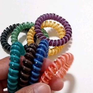 ยางมัดผม ยางรัดผม ที่รัดผม ยางเกลียวรัดผม 1 ชิ้นหลากสี