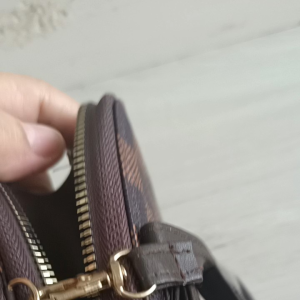 DOMPET SELEMPANG HP: TIPS & TRIK