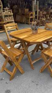 โต๊ะไม้สักพับเก็บได้ ชุดโต๊ะไม้สักพับเก็บ (สีธรรมชาติเคลือบใส) ขนาด 70x70 สูง 80 ซม. เก้าอี้ 2 ตัว ขนาด 37 ซม. ความสูง 40 ซม. พนักพิง 73 ซม. ผลิตจากไม้สักแท้ ประกอบด้วยโต๊ะกลาง 1 ตัว คุณภาพดี สะดวกในการใช้งานและเก็บรักษา