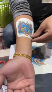 Gel in hình xăm dạng lăn chất lượng tốt và ổn định