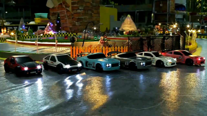 xe điều khiển Mini Drift 1/24 RX7 tốc độ cao 25km/h có nút tăng tốc đèn led trước sau