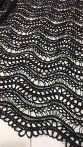 Vải ren chỉ dày dặn màu đen họa tiết đẹp sang(khổ 1m2)may đầm váyđầm thiết kế thời trang