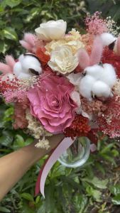 แจกันดอกไม้แห้ง ดอกไม้แห้ง โทนสี แดงชมพู สีสวย น่ารักมาก