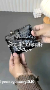 Dompet Lipat Wanita Silvania Croco Leather dengan 8 Slot Kartu dan 1 Ruang Besar