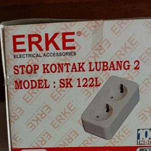 ERKE Stop Kontak 2 Lubang SNI: Aman & Tahan Lama