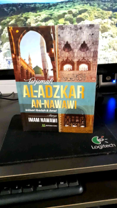 Kitab Terjemah Al-Adzkar: Panduan Doa & Dzikir untuk Muslim