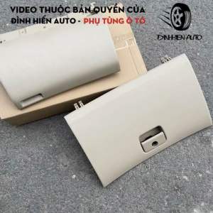 Nắp hộp cốp đựng đồ trên và dưới xe Innova (đời 2006-2016) màu kem vàng thay thế nắp cũ bị bể vỡ
