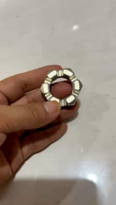 MUR AS RODA PS 100/ 125/ 135 DEPAN CHROME WARNA CHROME/PUTIH  BARANG ORIGINAL  HARGA PER 1 PCS