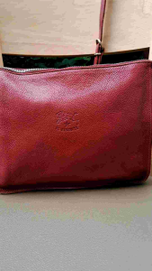 Hàng Si túi đeo chéo da bê hiệu