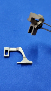 Gigi Mesin Jahit Obras Juki Benang 4 MO-2300(2364/2516) M.J.M-B1657/115-97101 ( TATABAN R4205-HOD-EA0)